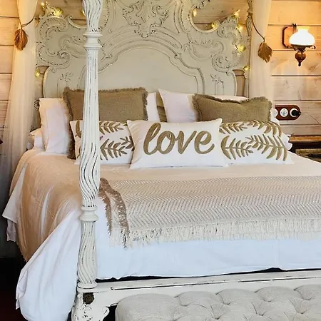 Cabana Romantica *