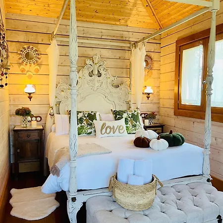 Cabana Romantica *